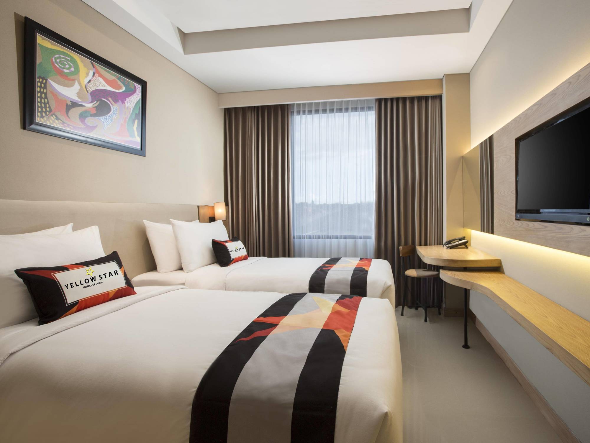Yellow Star Gejayan Hotel Yogyakarta Kültér fotó